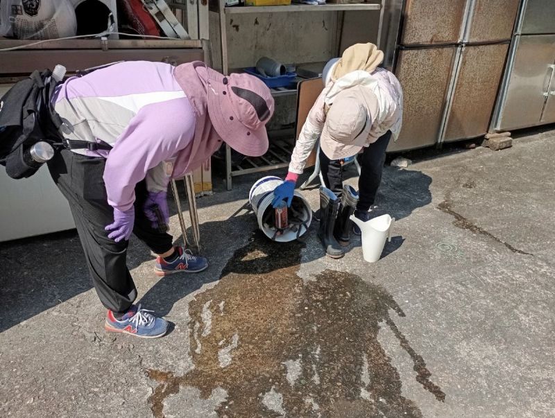 清除積水容器